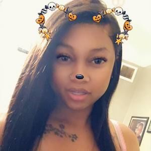 Meet your Posher, Shenika